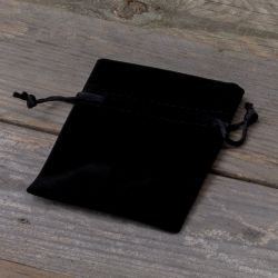 Velvet pouches 9 x 12 cm - black Black bags