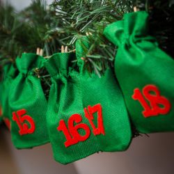 Green Jute Bags Advent Calendar, 13 x 18 cm + red numbers All products