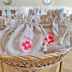 Pouches like linen with printing 15 x 20 cm - natural / Hangover kit Medium bags 15x20 cm