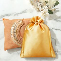 Satin bags 26 x 35 cm - gold Baptism